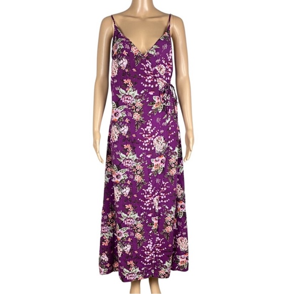 Gianni Bini Dresses Purple Floral Wrap/Tie Midi Dress - Picture 3 of 14